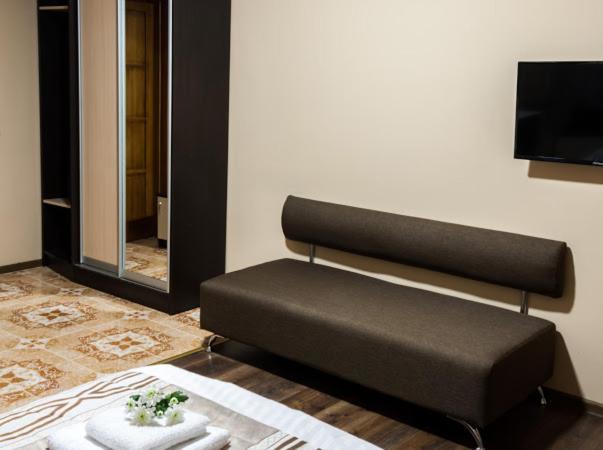 Hotel 7/24 Brovary Dış mekan fotoğraf